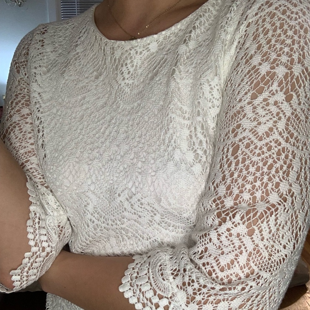 NEVER WORN. TOBI white lace mini dress